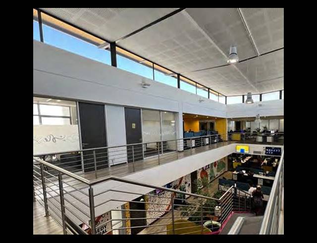 2,095M² OFFICE TO LET IN BRYANSTON